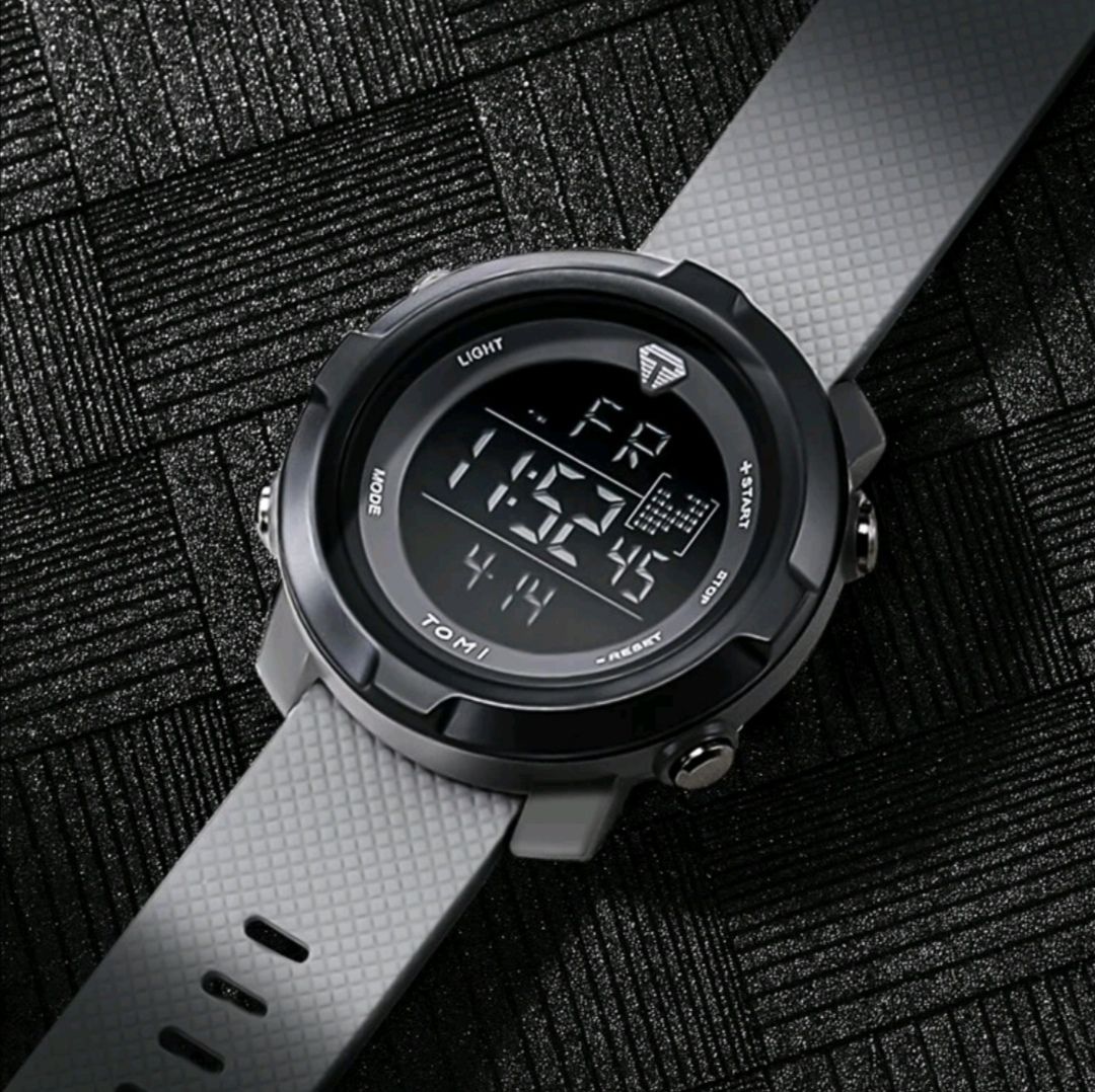 TOMI T-211 Digital Sports Watch