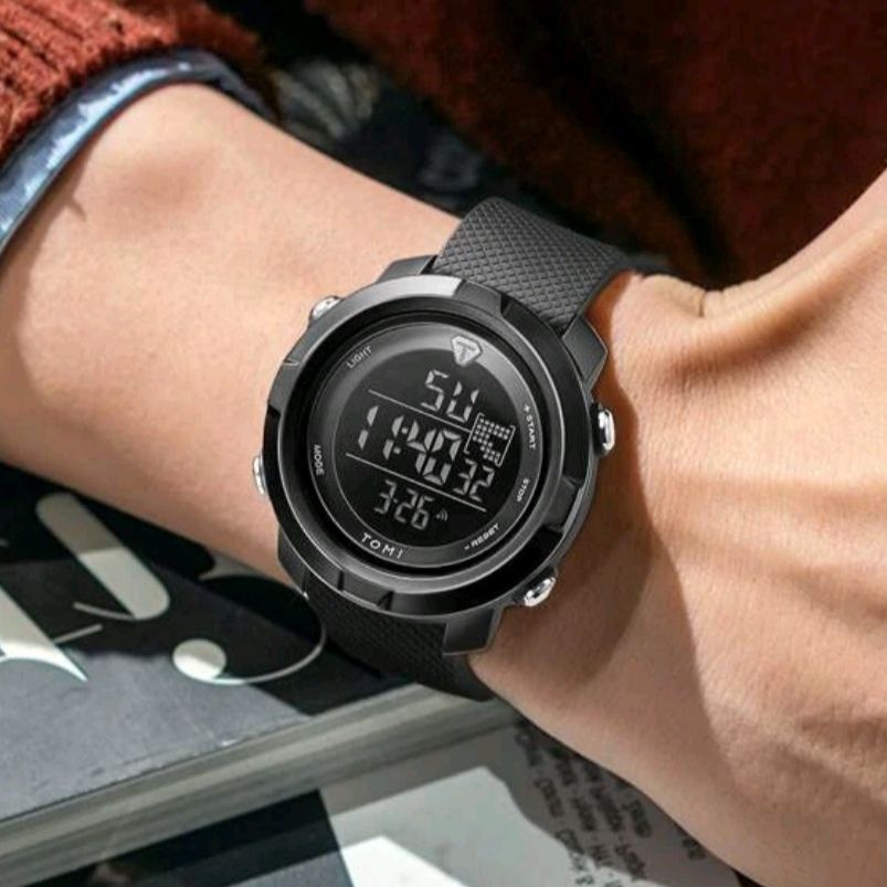 TOMI T-211 Digital Sports Watch
