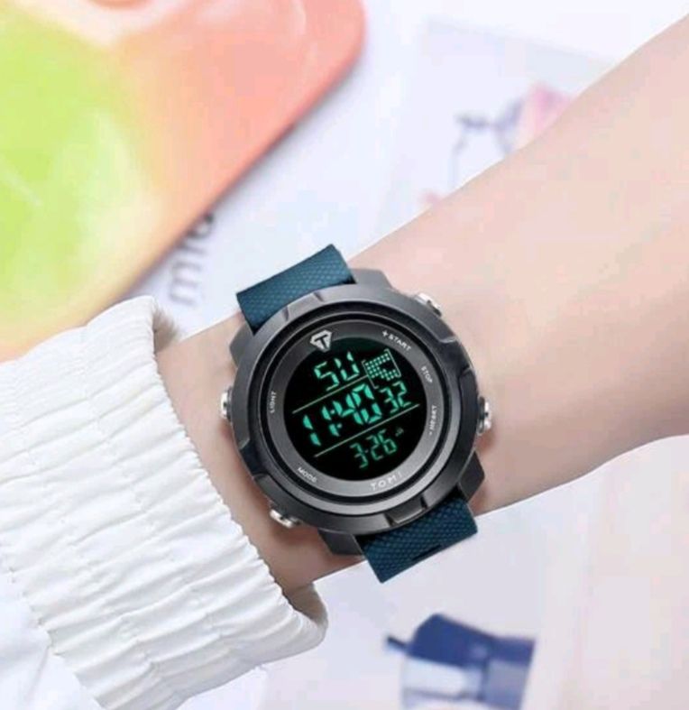 TOMI T-211 Digital Sports Watch