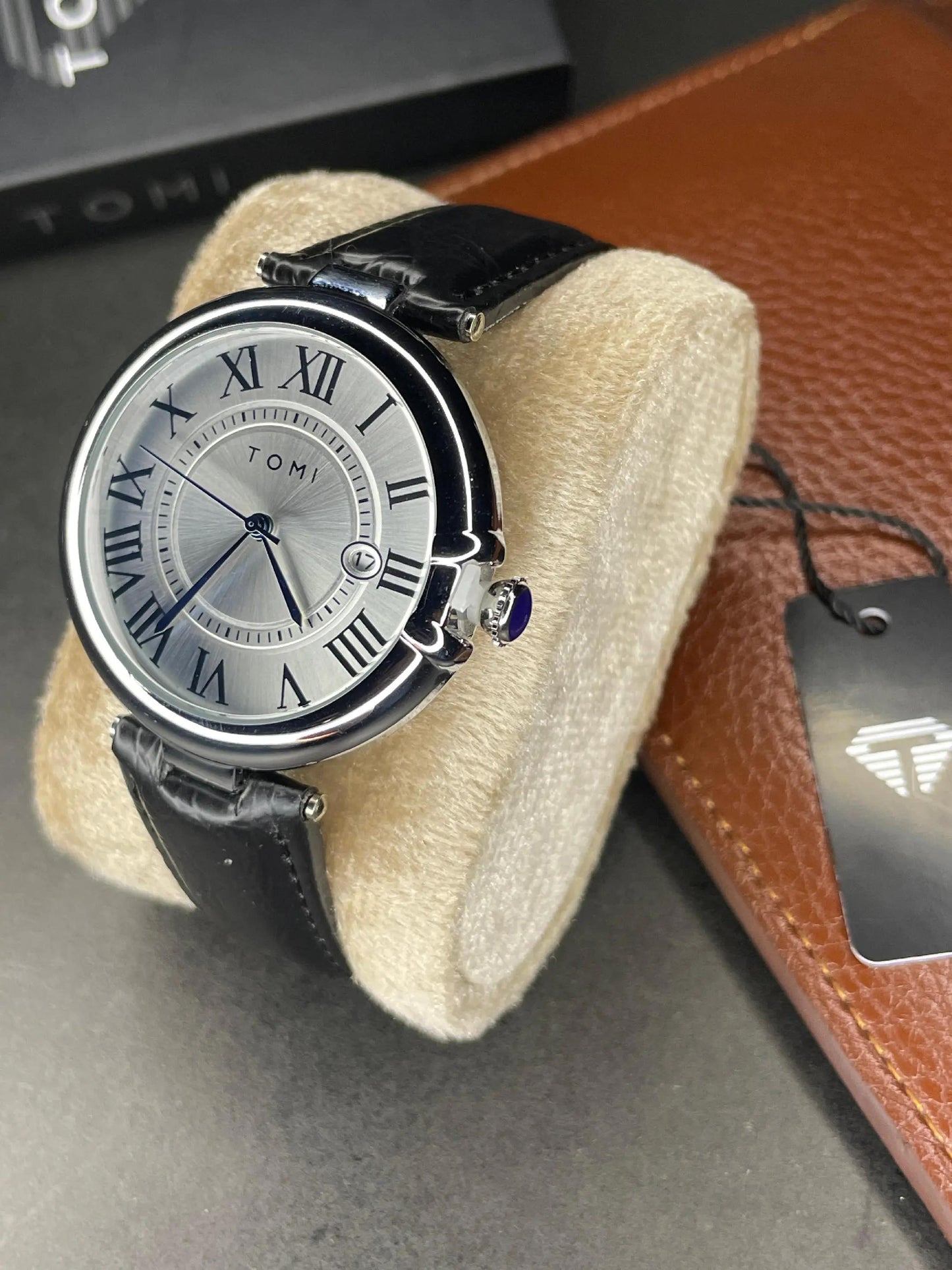 TOMI T-075 Business Luxury Wrist Watch