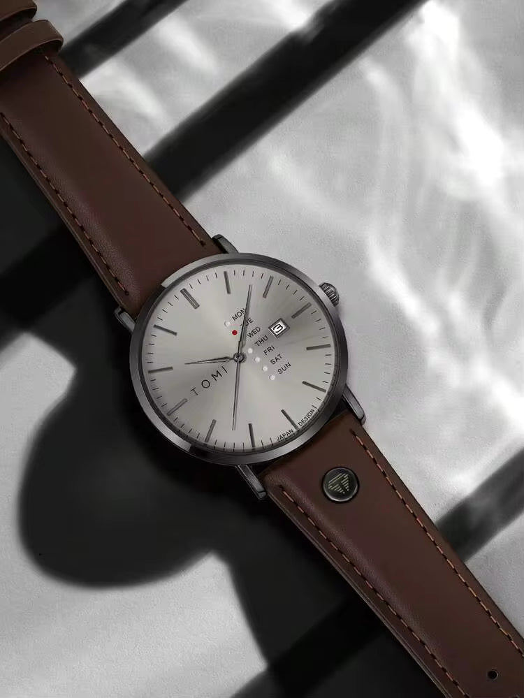 New TOMI T-019 Trendy Men's Watch Quartz Texture Business Watch with Leather Strap and Weekday Calendar