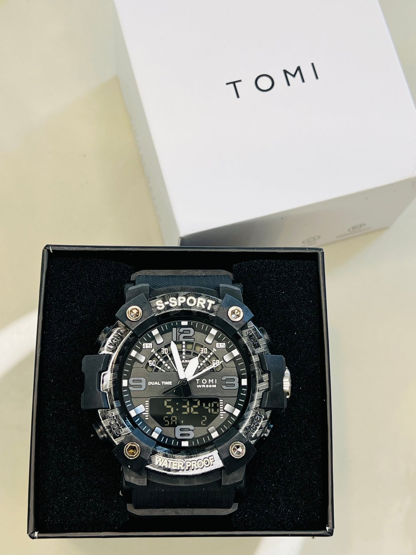 TOMI T-233 Sports Watch Dual Time