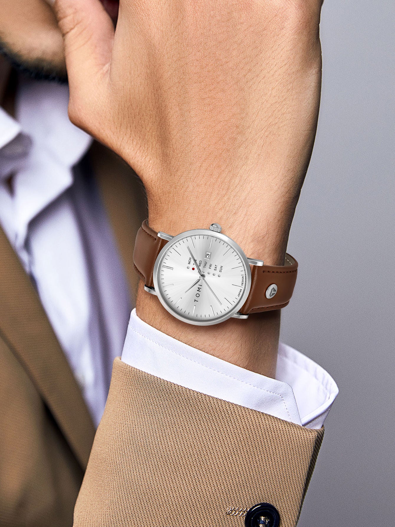 New TOMI T-019 Trendy Men's Watch With Pen Quartz Texture Business Watch with Leather Strap and Weekday Calendar