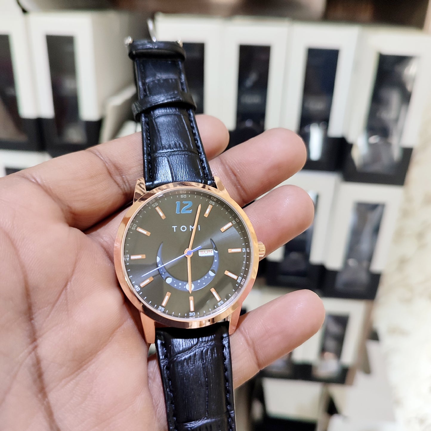 Tomi T-020 Luxury Men’s Day-Date Wrist Watch