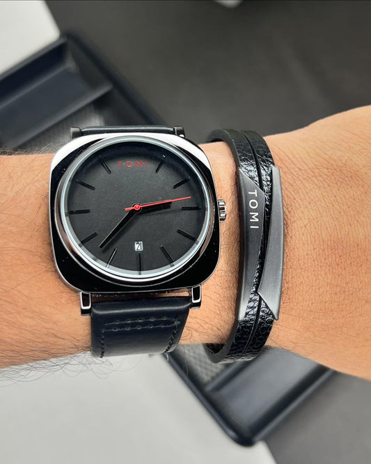 TOMI T-084 Business Watch With Bracelet